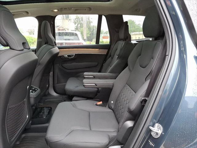 Photo of 2025 Denim Blue Metallic Volvo XC90