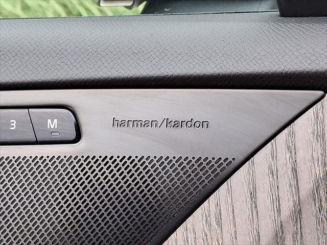 Photo of 2025 Denim Blue Metallic Volvo XC90