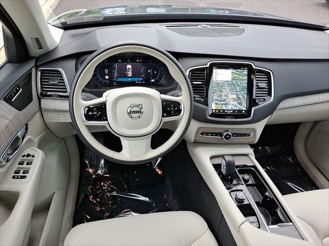 Photo of 2025 Denim Blue Metallic Volvo XC90