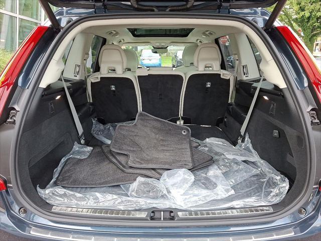 Photo of 2025 Denim Blue Metallic Volvo XC90