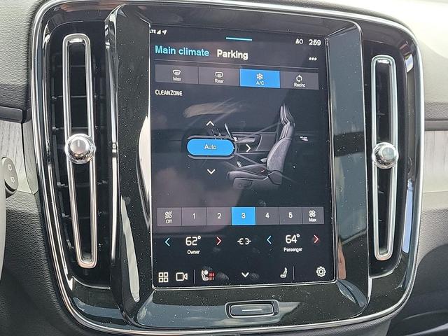 Photo of 2025 740/VAPOURGRYM Volvo XC40