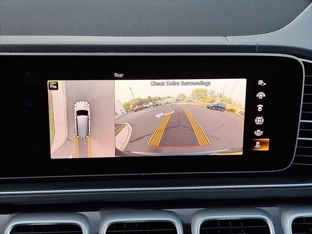 Photo of 2022 BLACK Mercedes-Benz GLS 450