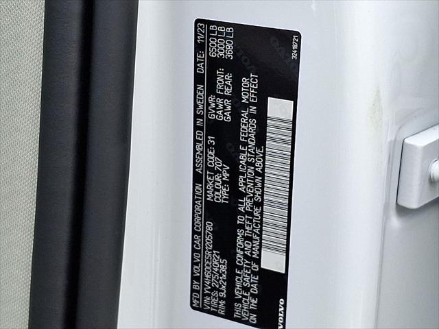 Photo of 2024 Crystal White Metallic Volvo XC90 Recharge Plug-In Hybrid