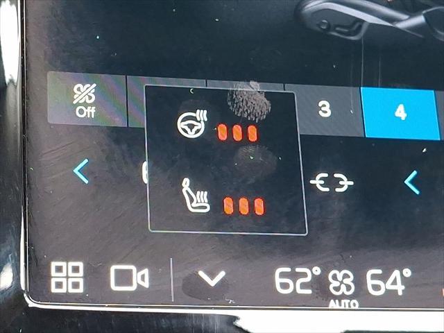 Photo of 2024 Crystal White Metallic Volvo XC90 Recharge Plug-In Hybrid