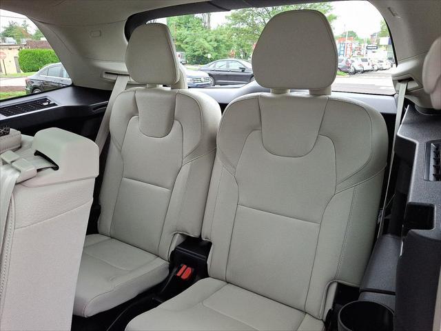 Photo of 2024 Crystal White Metallic Volvo XC90 Recharge Plug-In Hybrid