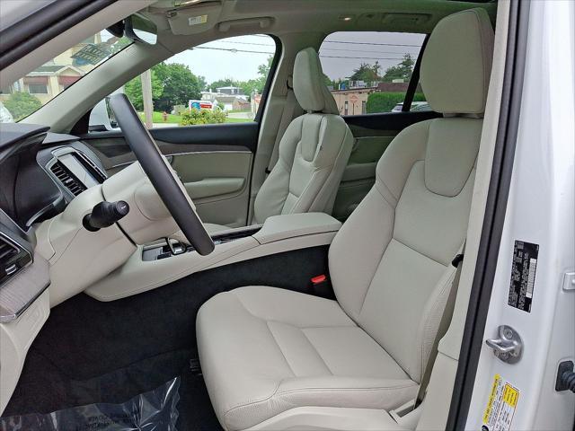 Photo of 2024 Crystal White Metallic Volvo XC90 Recharge Plug-In Hybrid
