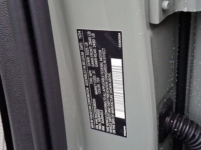 Photo of 2025 733/SAGEGREENM Volvo XC40