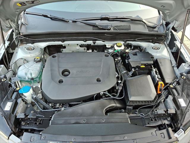 Photo of 2025 740/VAPOURGRYM Volvo XC40