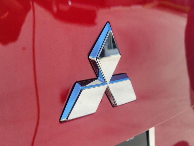 Photo of 2025 Red Diamond Mitsubishi Outlander