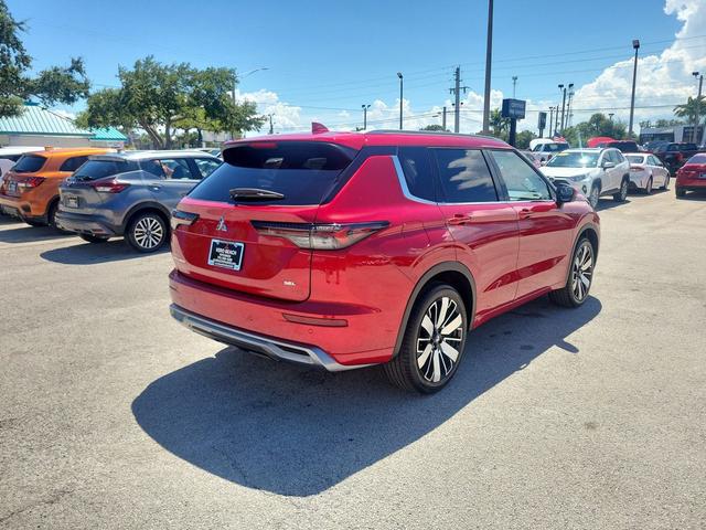 Photo of 2025 Red Diamond Mitsubishi Outlander