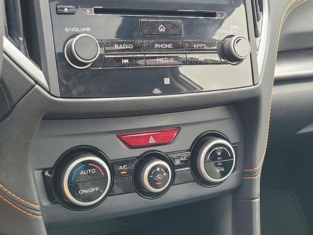 Photo of 2018 Crystal White Pearl Subaru Crosstrek