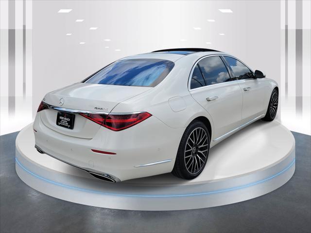 Photo of 2022 White Mercedes-Benz S-Class