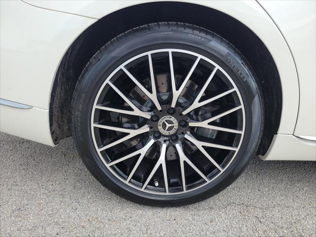 Photo of 2022 White Mercedes-Benz S-Class