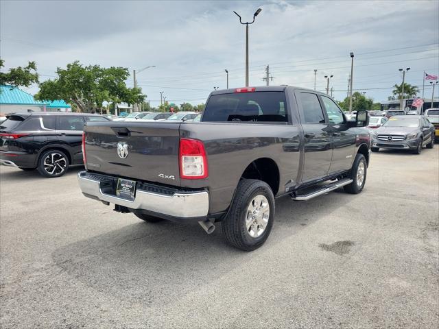 Photo of 2024 Granite Crystal Metallic Clearcoat RAM 2500