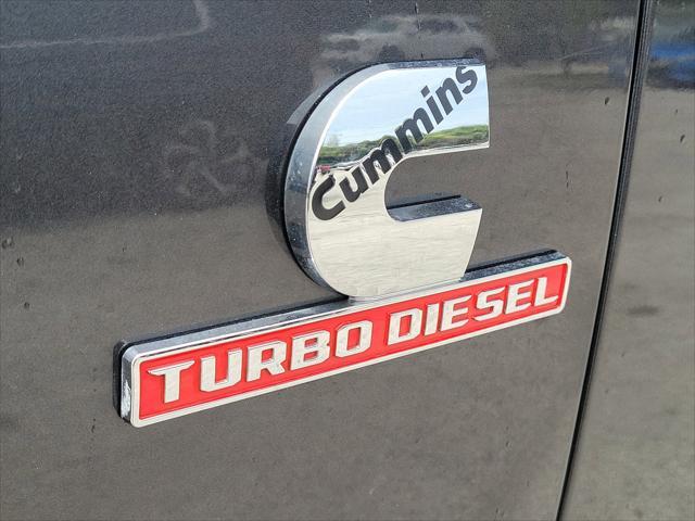 Photo of 2024 Granite Crystal Metallic Clearcoat RAM 2500