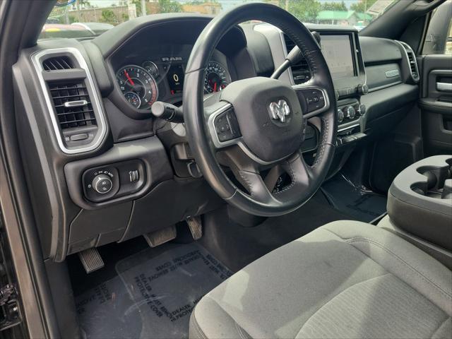 Photo of 2024 Granite Crystal Metallic Clearcoat RAM 2500