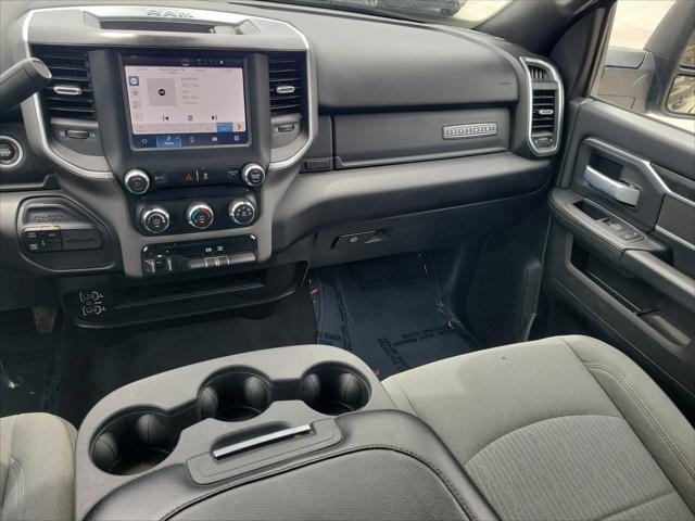 Photo of 2024 Granite Crystal Metallic Clearcoat RAM 2500