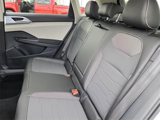 Photo of 2025 Pure White Volkswagen Taos