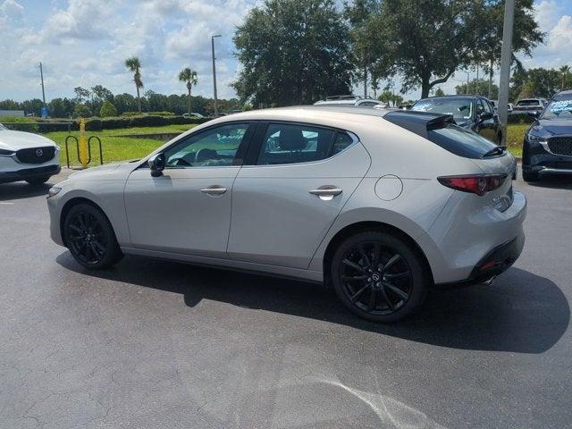 Photo of 2023 Platinum Quartz Metallic Mazda Mazda3