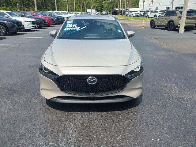 Photo of 2023 Platinum Quartz Metallic Mazda Mazda3