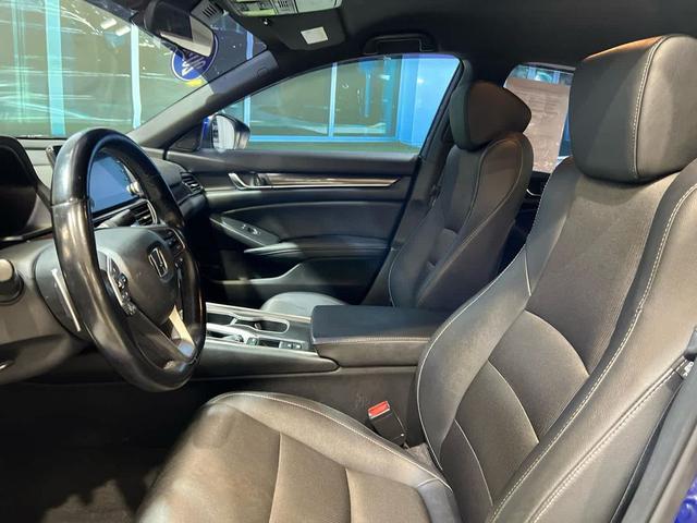 Photo of 2020 Still Night Pearl Honda Accord