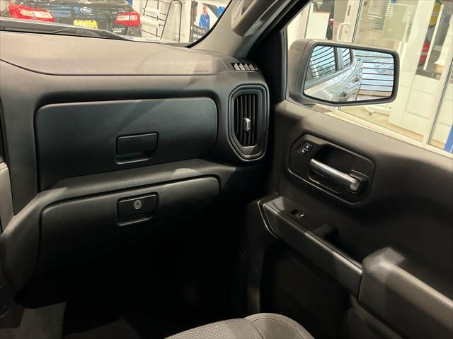 Photo of 2021 Silver Ice Metallic Chevrolet Silverado 1500