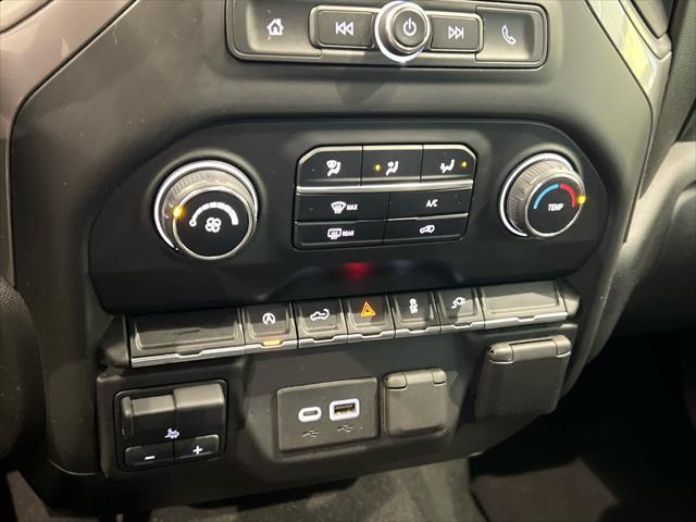 Photo of 2021 Silver Ice Metallic Chevrolet Silverado 1500