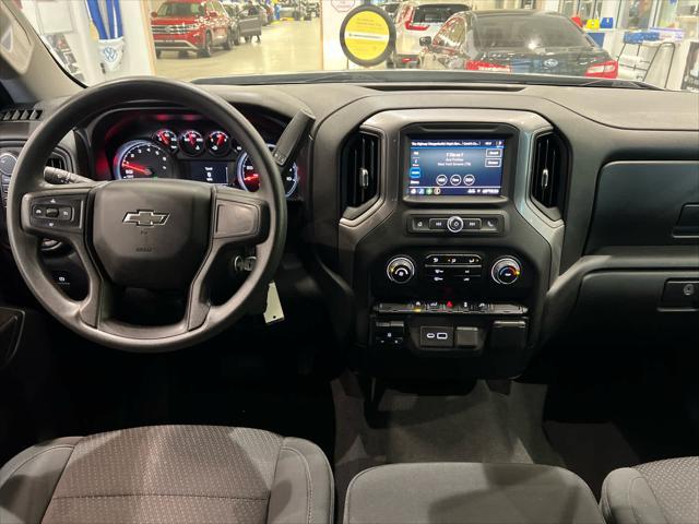 Photo of 2021 Silver Ice Metallic Chevrolet Silverado 1500