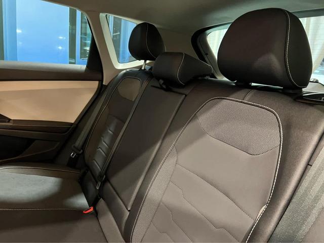 Photo of 2025 Pure White Volkswagen Taos