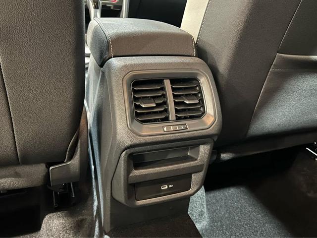 Photo of 2025 Pure White Volkswagen Taos