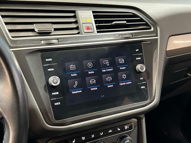 Photo of 2019 Platinum Gray Metallic Volkswagen Tiguan