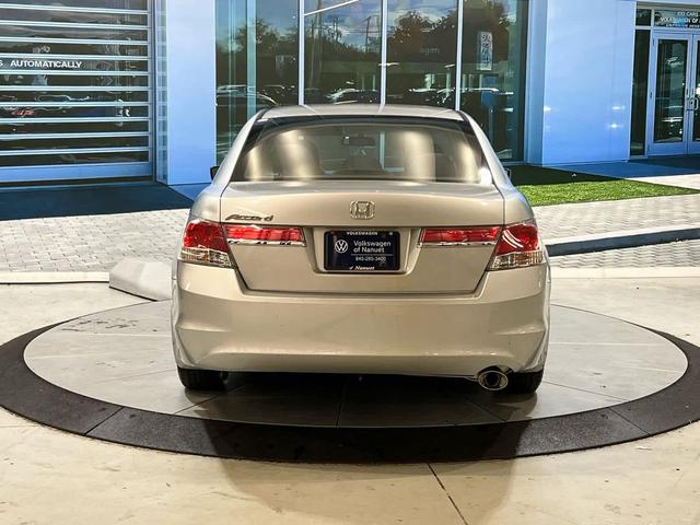 Photo of 2012 Alabaster Silver Metallic Honda Accord