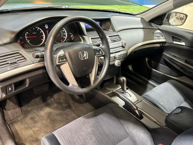 Photo of 2012 Alabaster Silver Metallic Honda Accord
