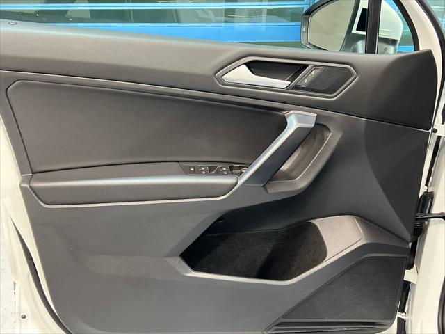 Photo of 2021 Pure White Volkswagen Tiguan