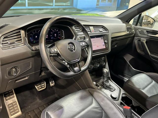 Photo of 2019 Platinum Gray Metallic Volkswagen Tiguan
