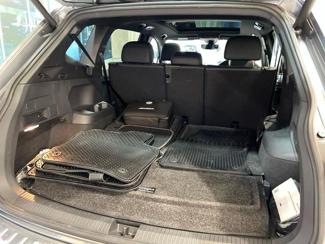 Photo of 2019 Platinum Gray Metallic Volkswagen Tiguan