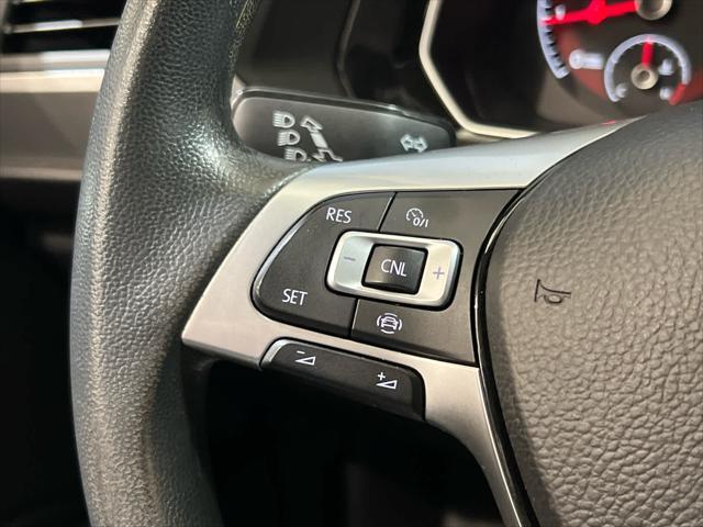 Photo of 2021 Platinum Gray Metallic Volkswagen Jetta