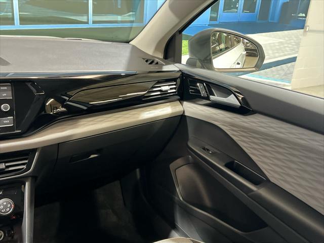 Photo of 2023 Pure White Volkswagen Taos