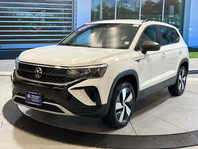 Photo of 2023 Pure White Volkswagen Taos
