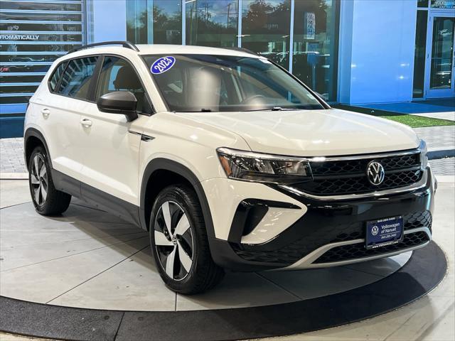 Photo of 2023 Pure White Volkswagen Taos