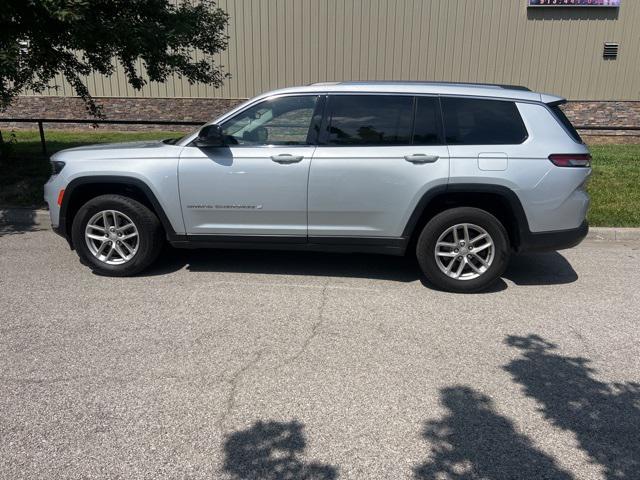 Photo of 2022 Silver Zynith Jeep Grand Cherokee L