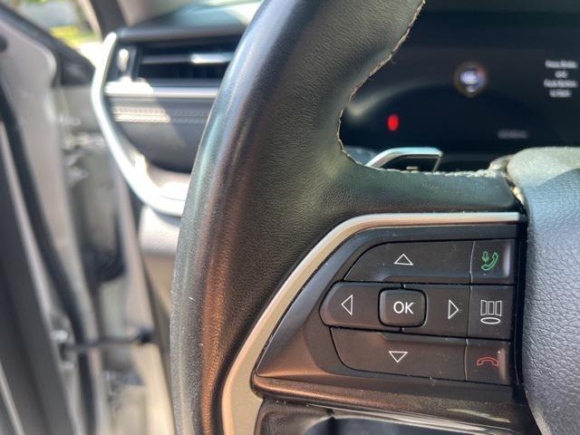 Photo of 2022 Silver Zynith Jeep Grand Cherokee L