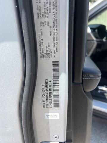 Photo of 2022 Silver Zynith Jeep Grand Cherokee L