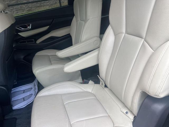 Photo of 2022 Crystal Black Silica Subaru Ascent