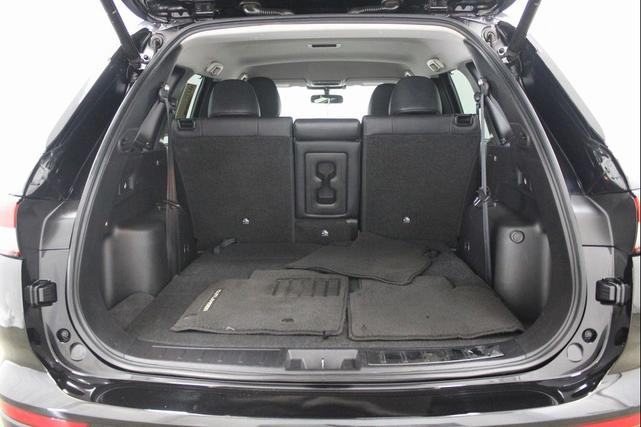 Photo of 2022 Black Mitsubishi Outlander