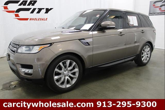 Photo of 2016 Gold Land Rover Range Rover Sport