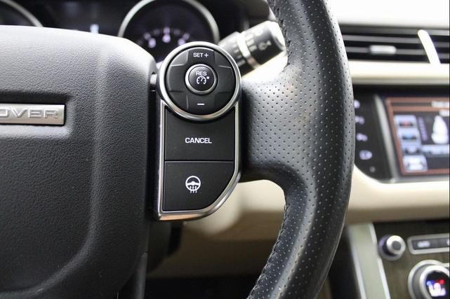 Photo of 2016 Gold Land Rover Range Rover Sport