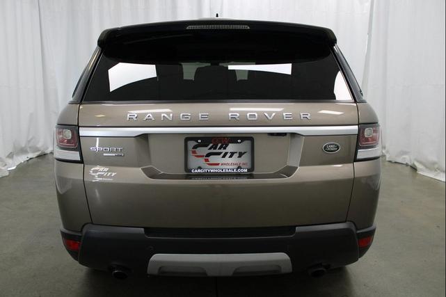 Photo of 2016 Gold Land Rover Range Rover Sport