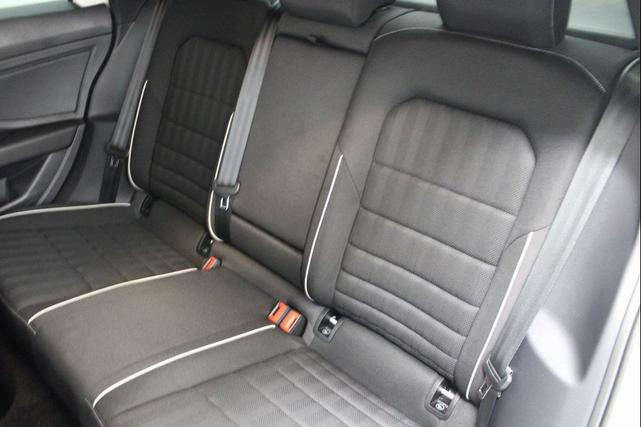 Photo of 2023 Pure White Volkswagen Jetta