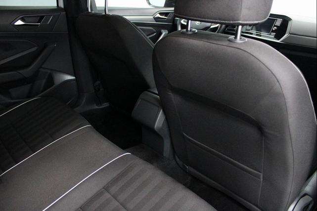 Photo of 2023 Pure White Volkswagen Jetta